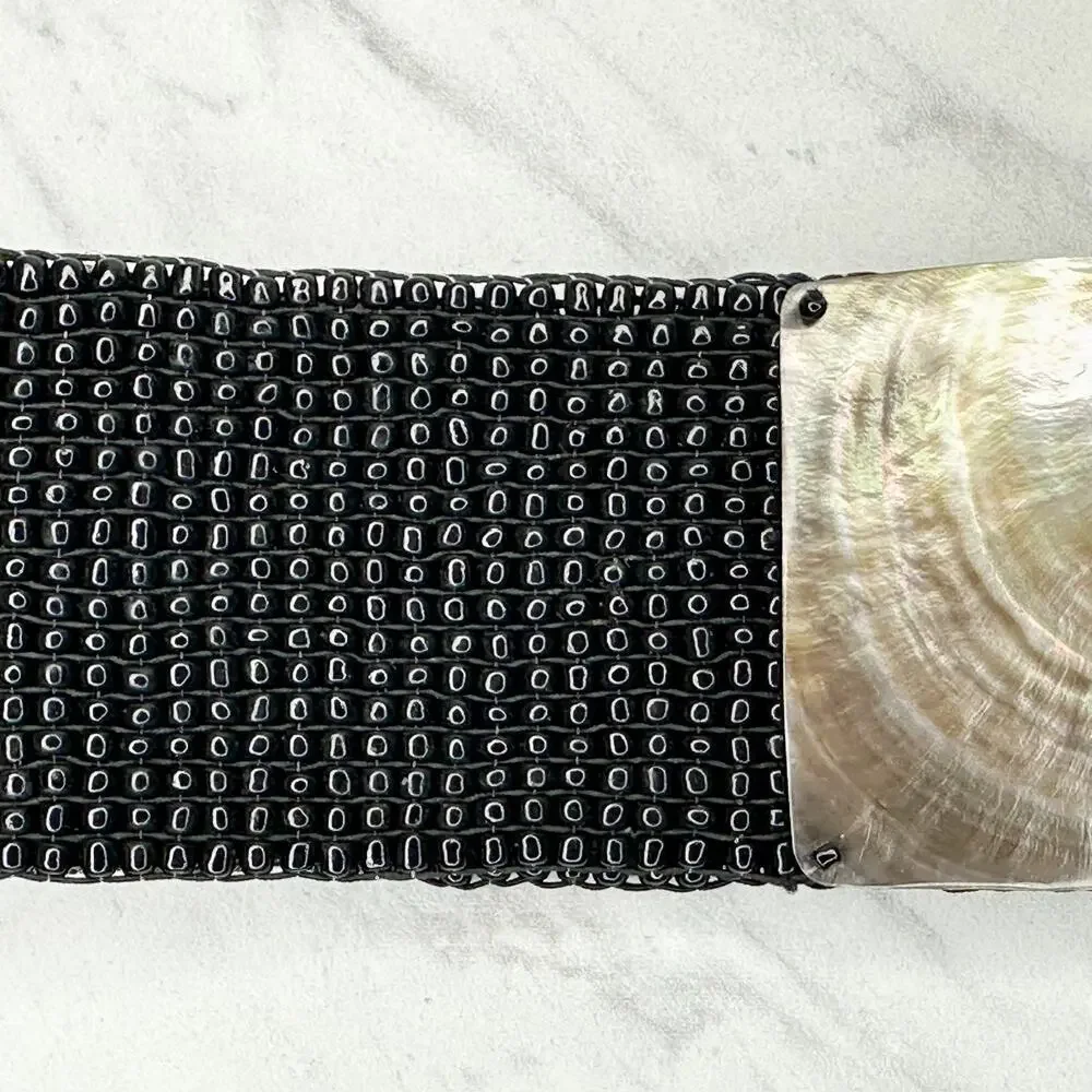 Abalone Shell Black Beaded Stretch Cinch Belt Womens OS ✨